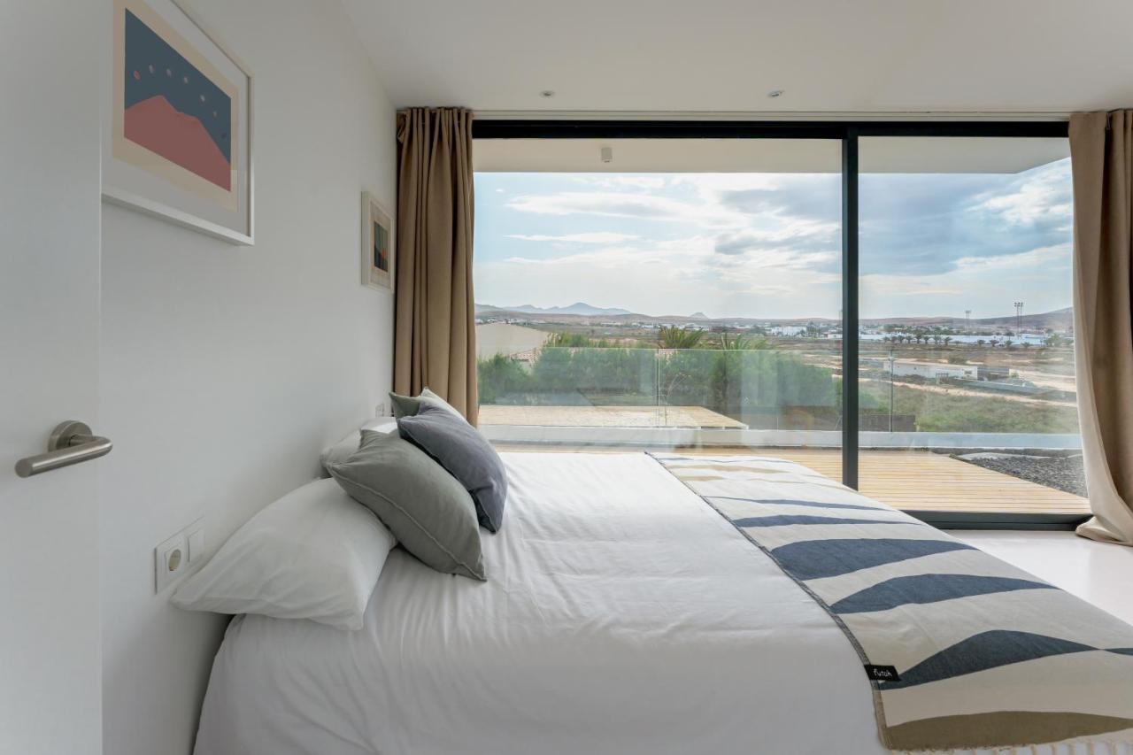 Villa Elena, Luxery Villa With Swimming Pool! ลาคาเรส ภายนอก รูปภาพ