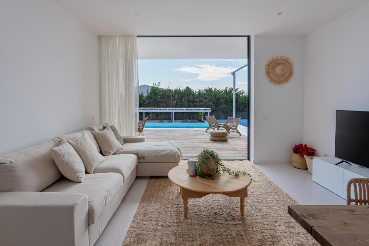 Villa Elena, Luxery Villa With Swimming Pool! ลาคาเรส ภายนอก รูปภาพ